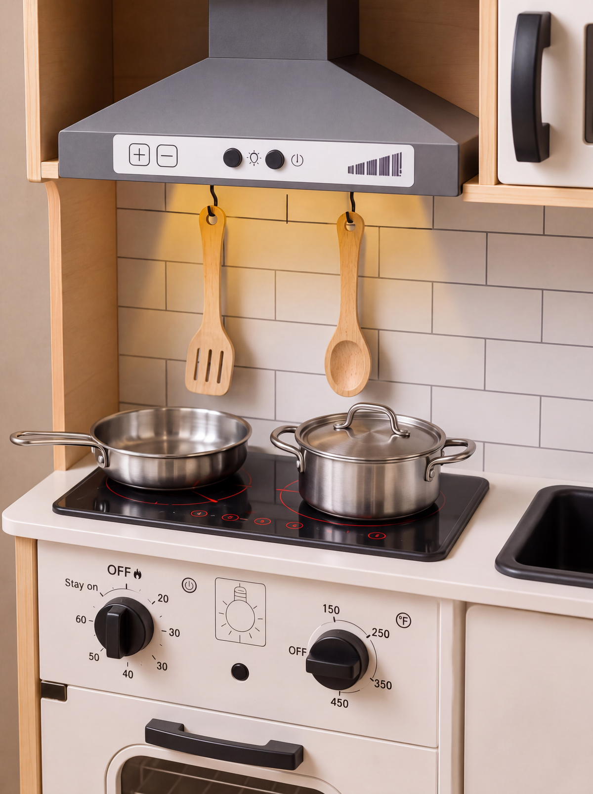 Wooden Kids’ Kitchen